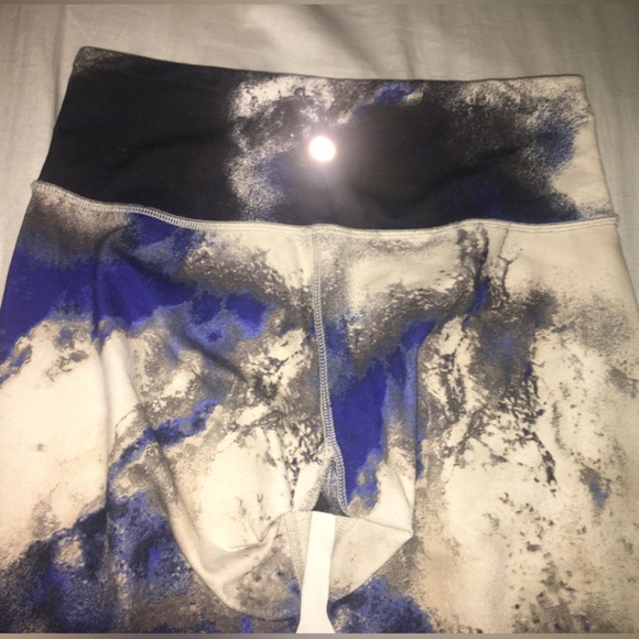 Lululemon Wunder Under Crop Milky Way Leggings. Size 4. - Picture 13 of 15